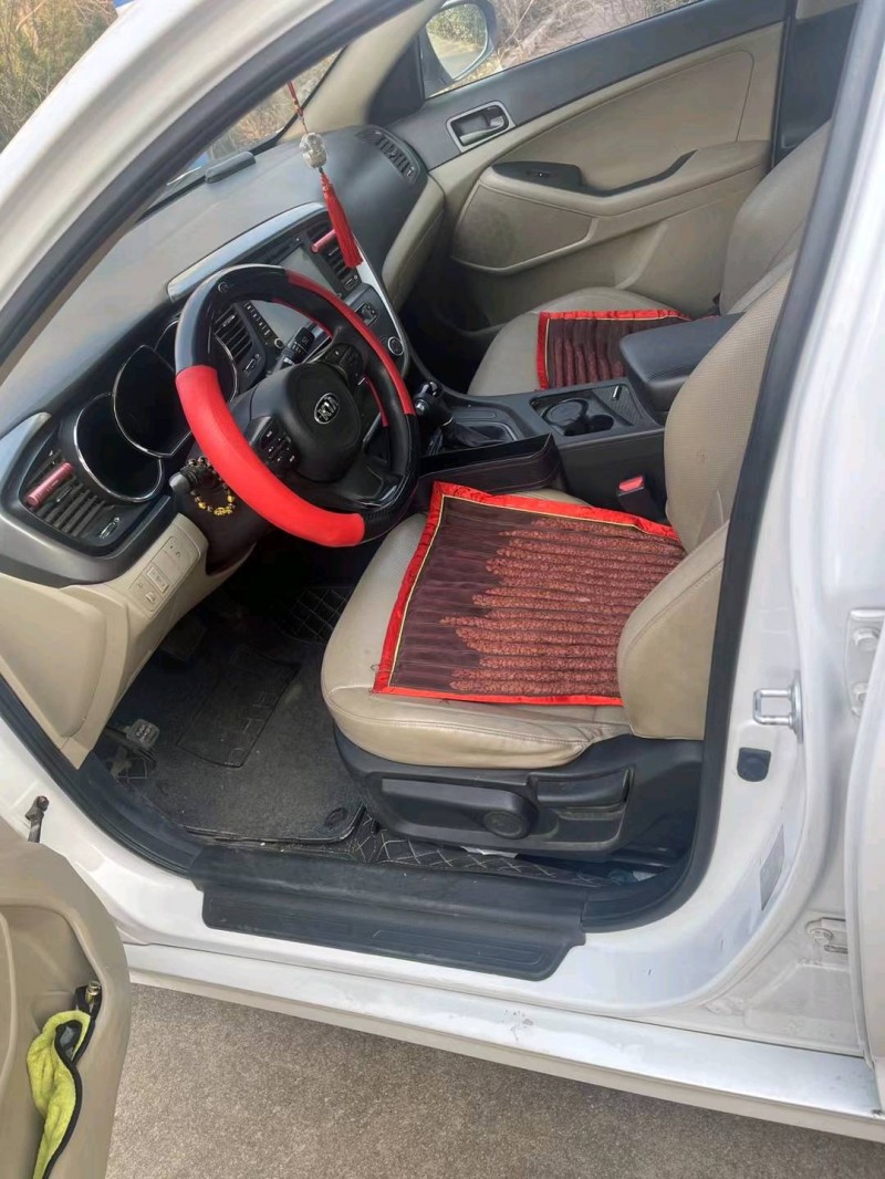 枣庄22年别克威朗8