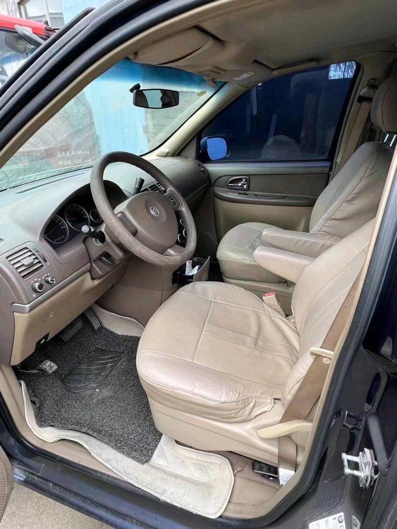 枣庄16年别克GL88