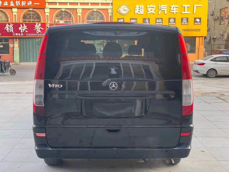 东营13年奔驰威霆7