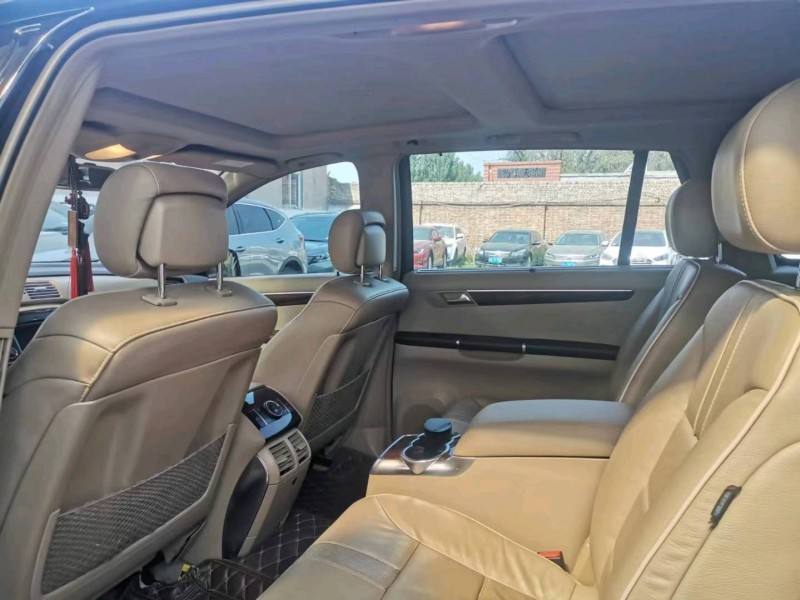 石家庄13年奔驰R4