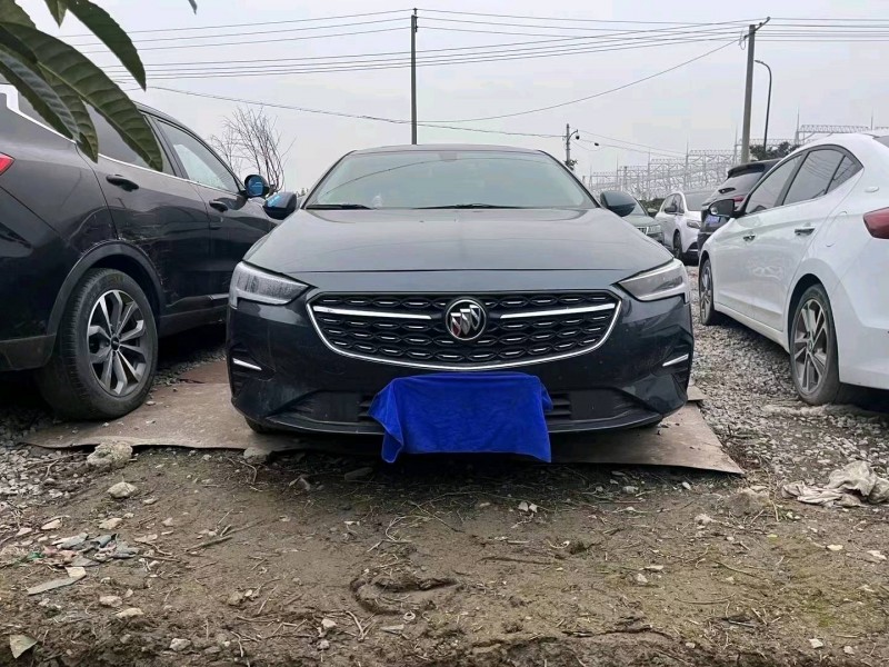 嘉兴21年别克君威1