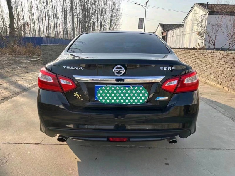 邯郸18年日产天籁2