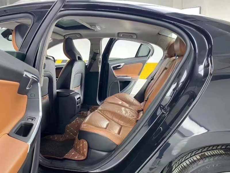 成都13年沃尔沃S60L6