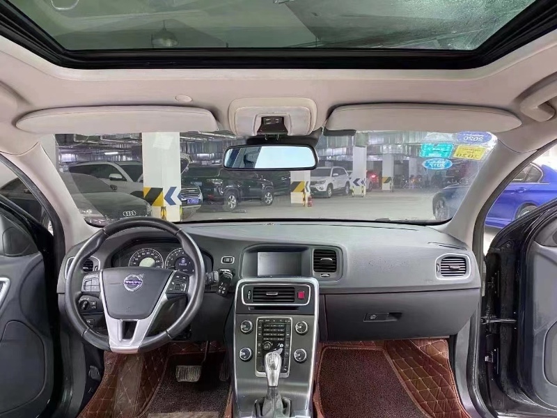 成都13年沃尔沃S60L7