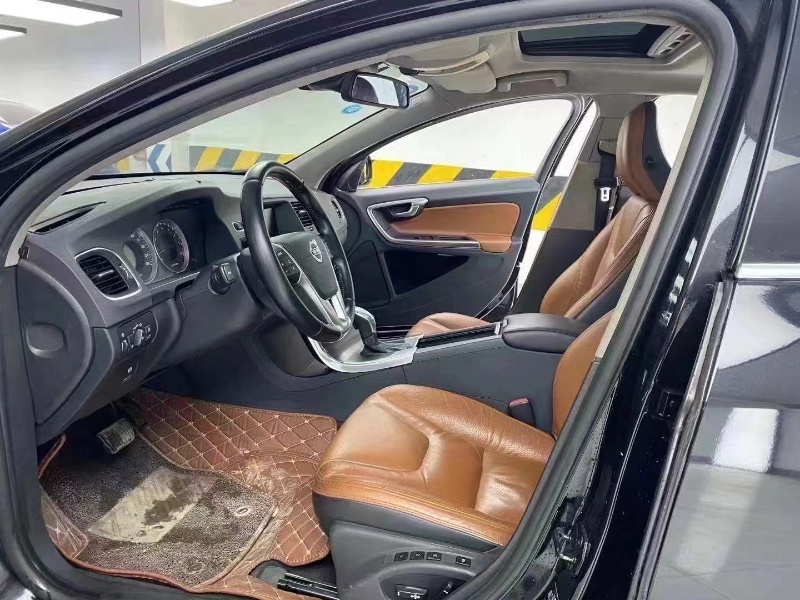 成都13年沃尔沃S60L9