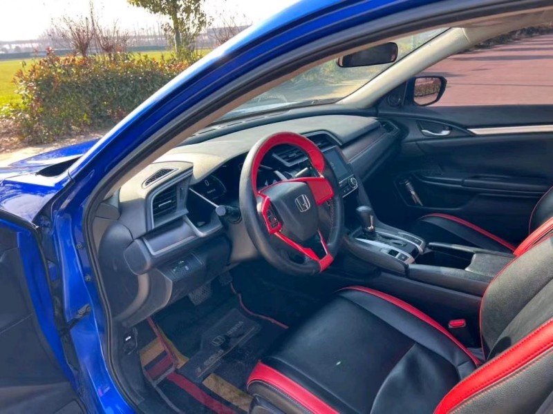 盐城17年本田思域3