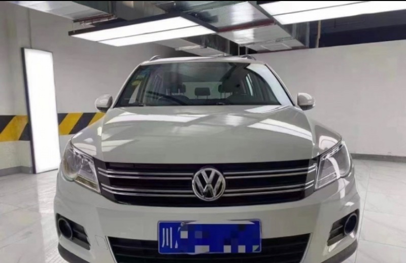 成都13年大众途观5