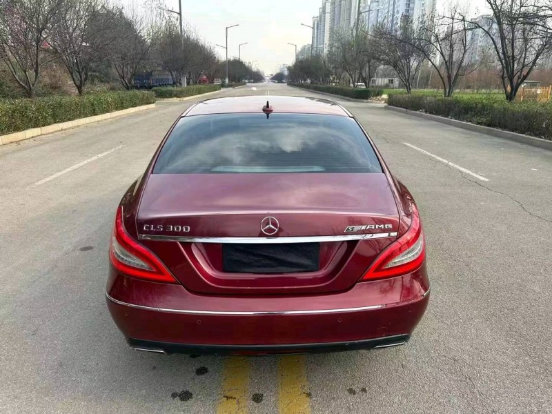 枣庄13年奔驰CLS5