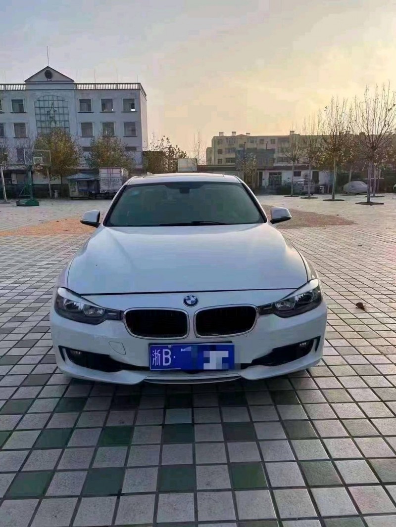 北京14年宝马3系1