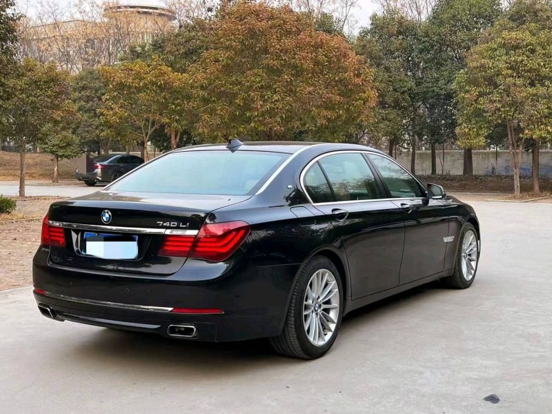 北京14年宝马7系7