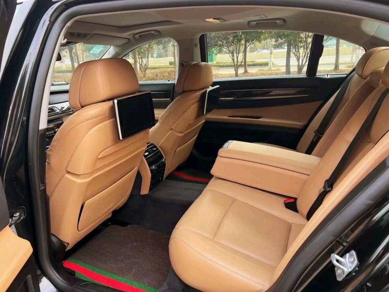 北京14年宝马7系1