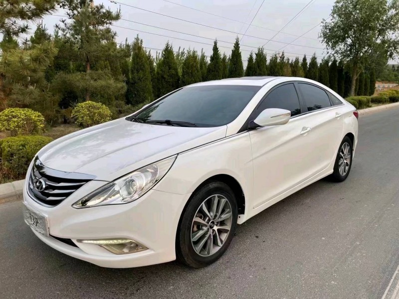嘉兴17年现代索纳塔八6