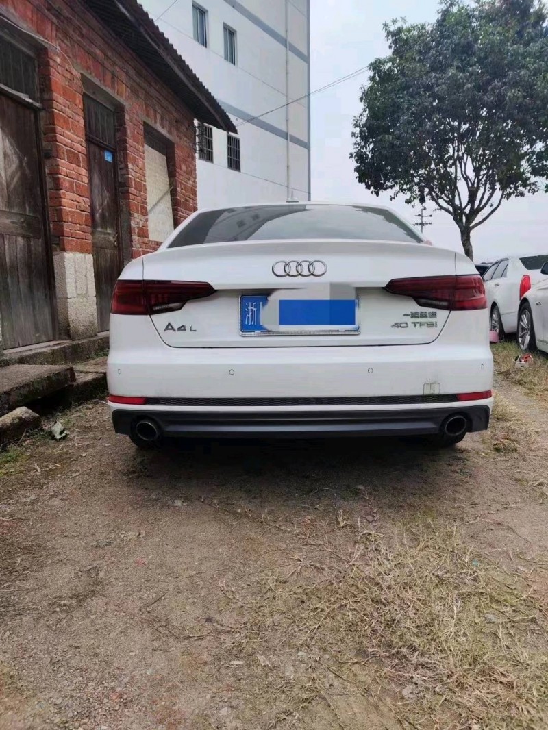 嘉兴18年奥迪A4L6