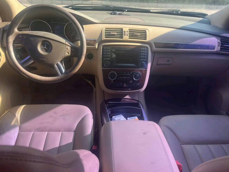 石家庄09年奔驰R4