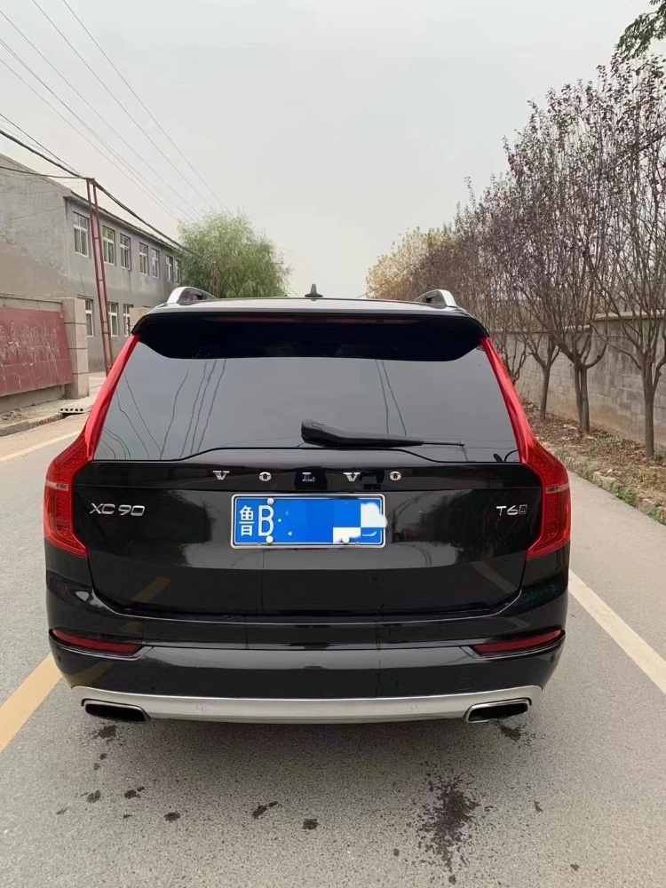 青岛16年沃尔沃XC908
