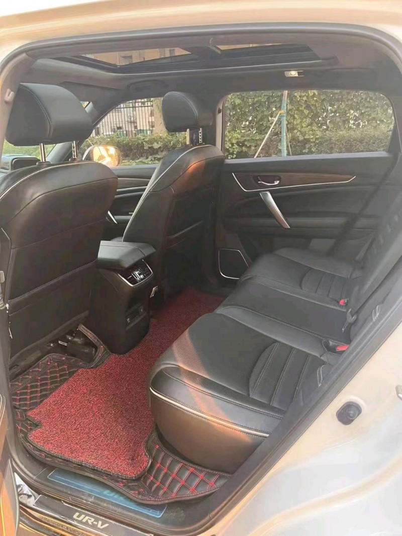 徐州19年本田URV4