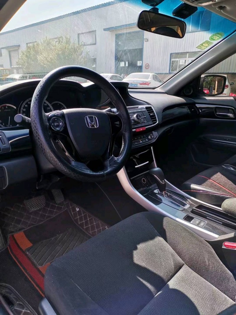 沈阳18年本田雅阁7