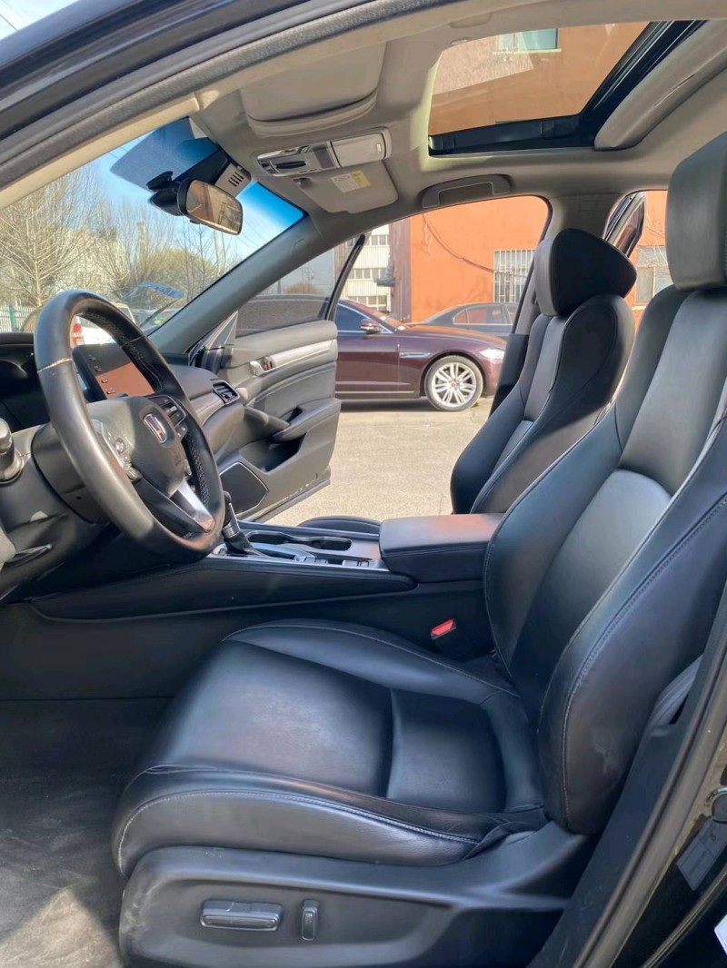 沈阳18年本田雅阁8