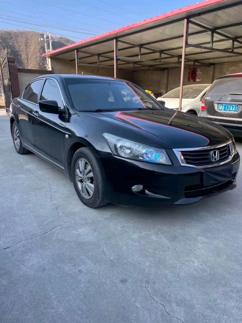 石家庄10年本田雅阁5