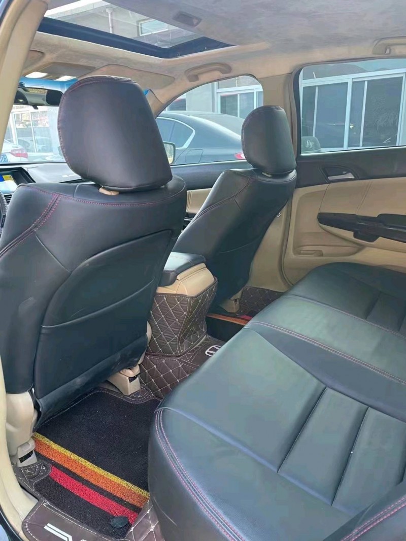 石家庄10年本田雅阁7