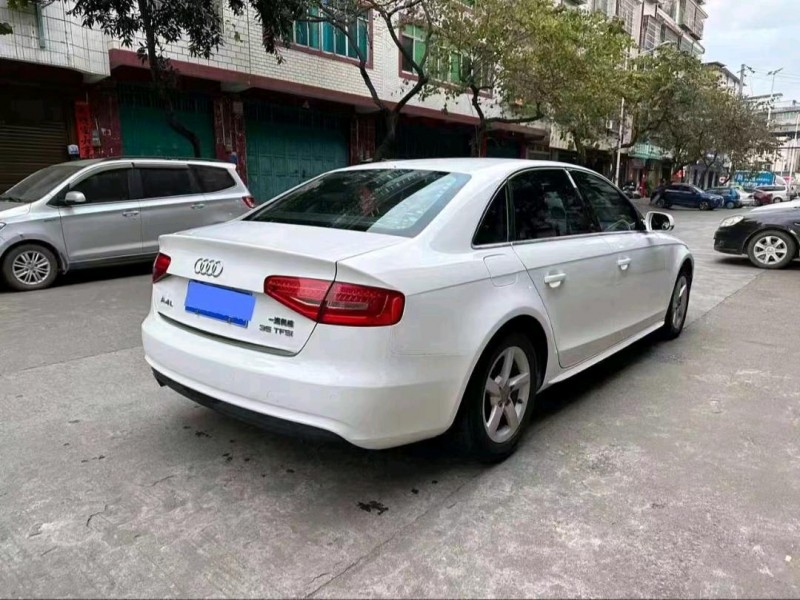 梧州15年奧迪A4L1