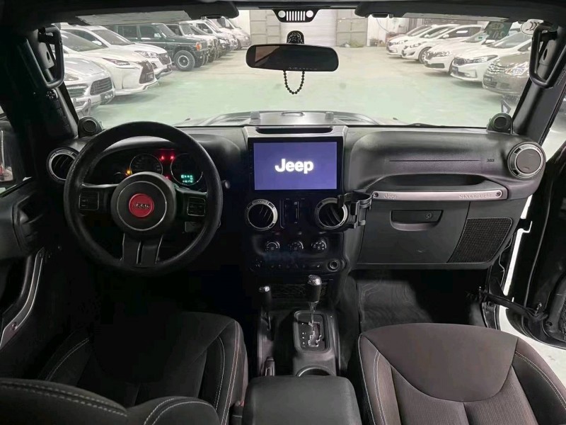 廊坊12年Jeep牧马人8