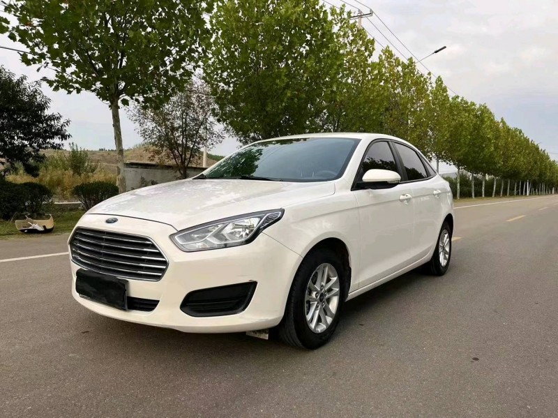 徐州21年福特福睿斯3