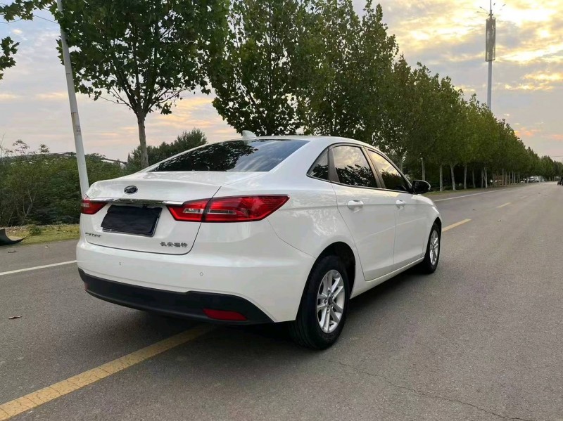 徐州21年福特福睿斯8