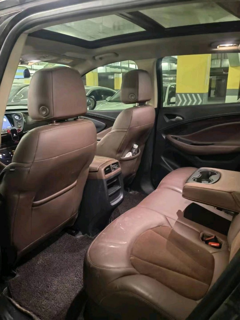 宜昌17年别克昂科威7