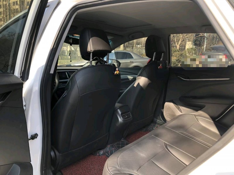 青岛20年别克英朗GT5