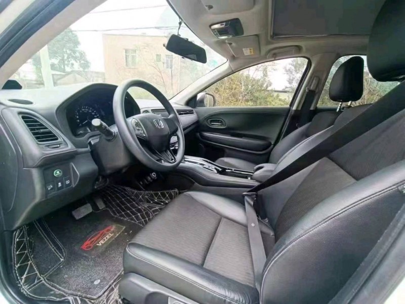 珠海19年本田缤智7