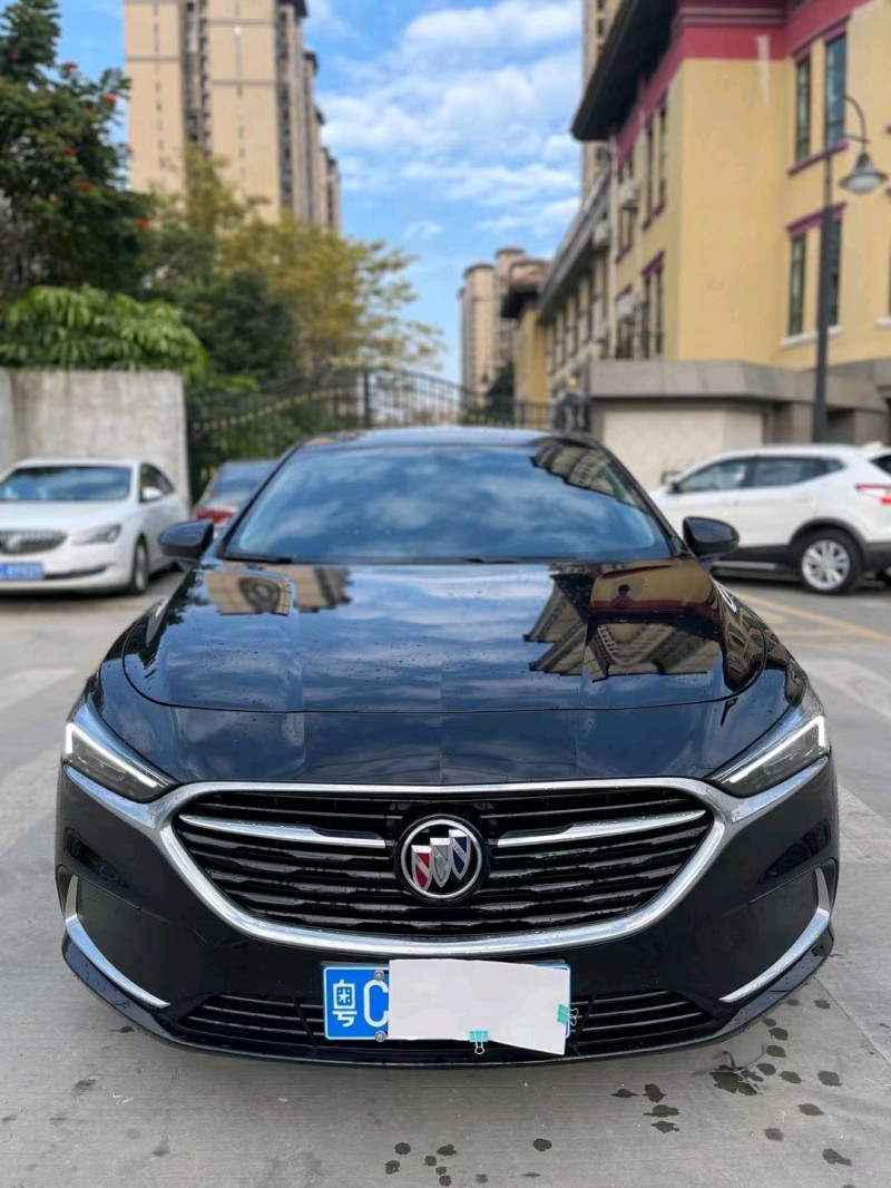 珠海21年别克君越1