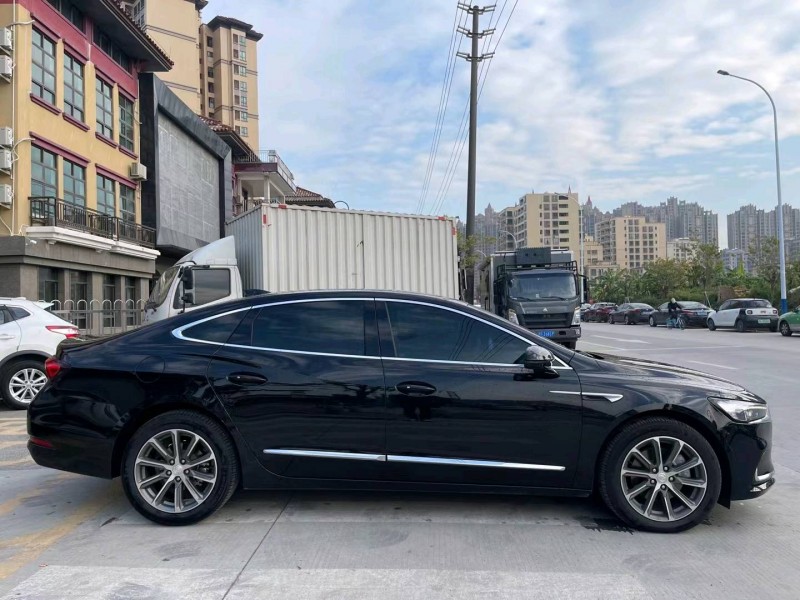 珠海21年别克君越3