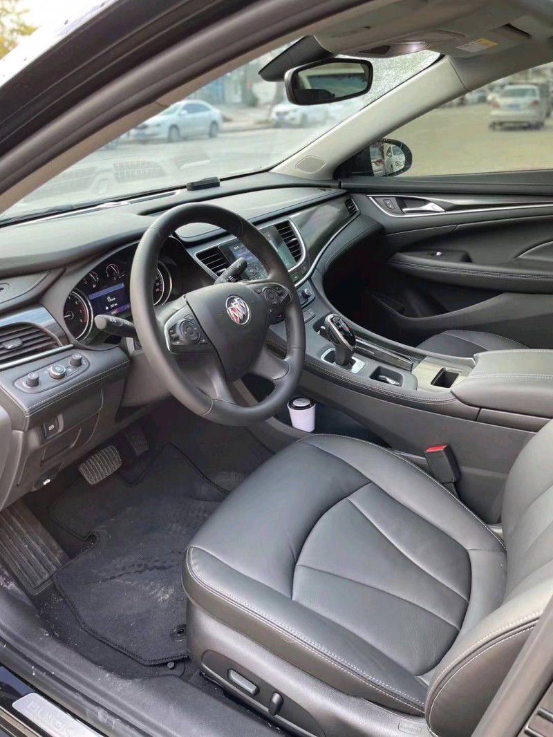 珠海21年别克君越4