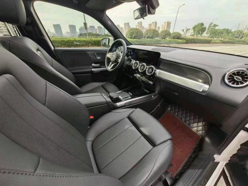 珠海21年奔驰GLB4