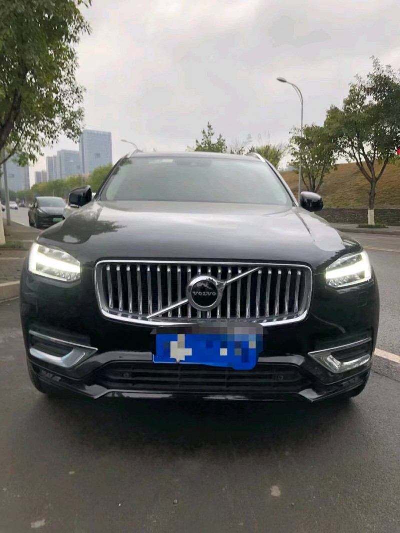 重庆20年沃尔沃XC909