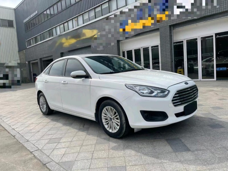 东莞17年福特福睿斯3