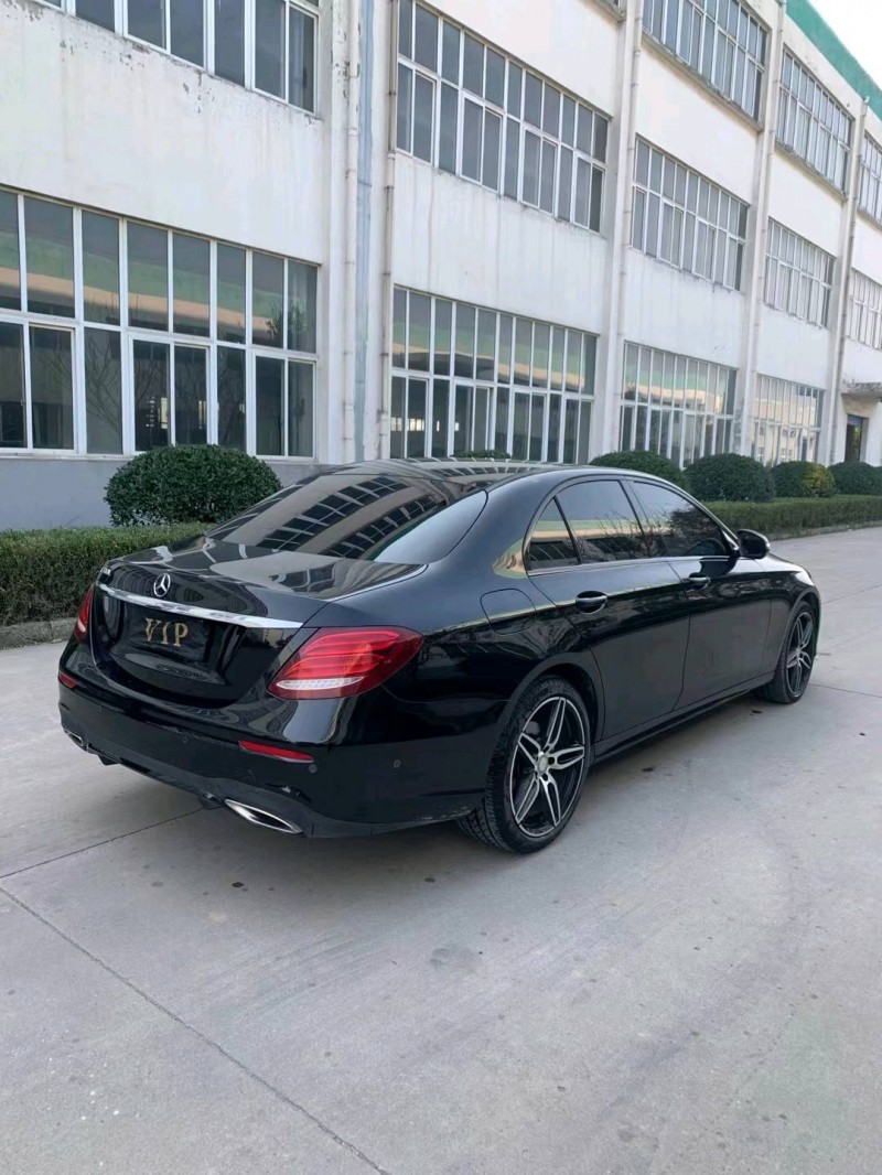 徐州17年奔驰E8