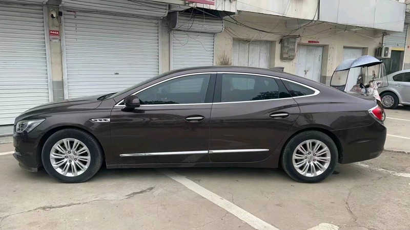 聊城18年别克君越8