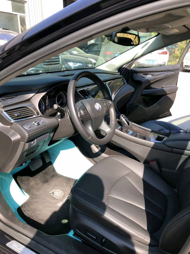 沈阳21年别克君越5