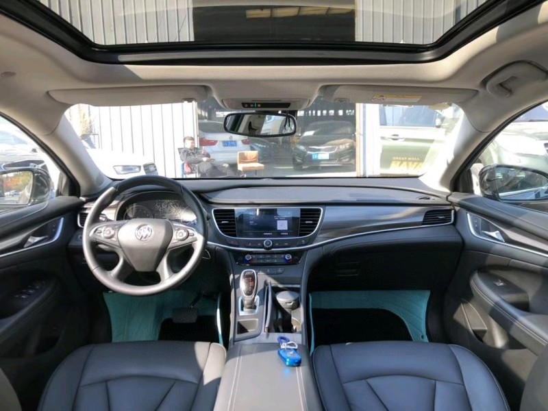 沈阳21年别克君越6