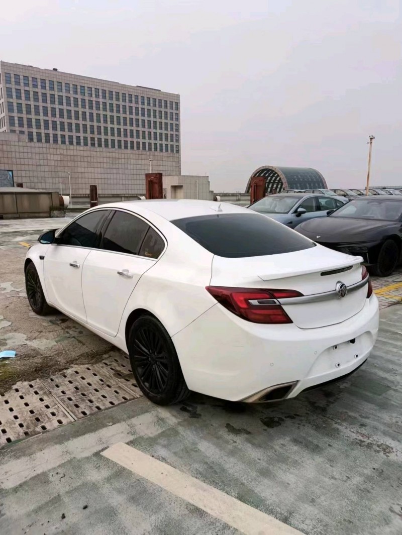 嘉兴16年别克君威6