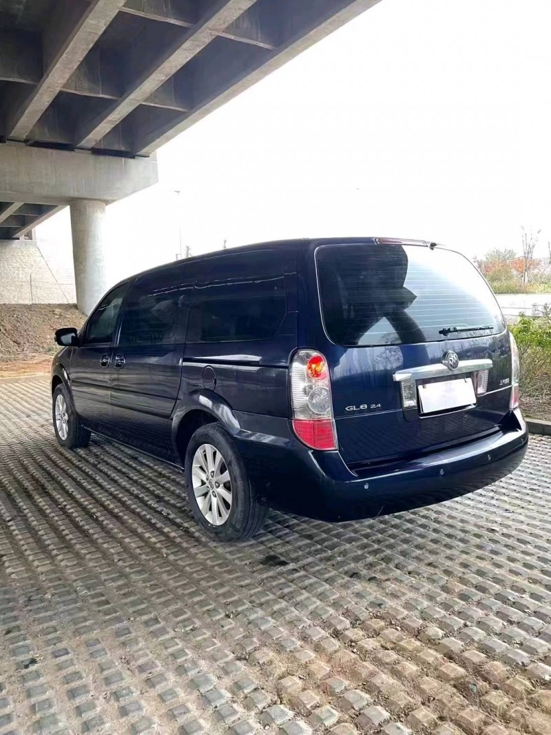 青岛16年别克GL88