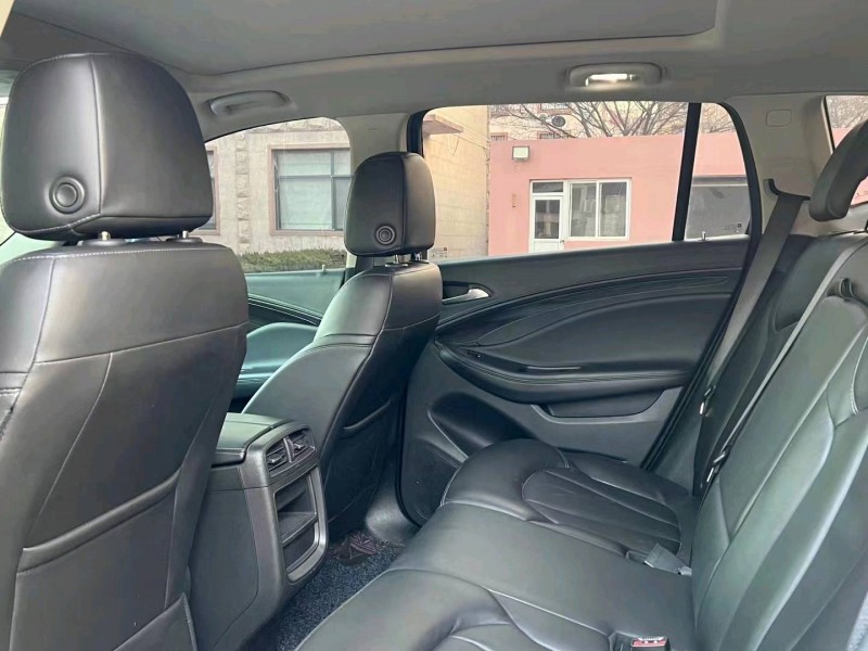 青岛20年别克昂科威5