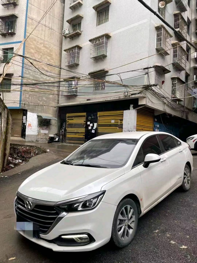 安順20年北汽紳寶D509