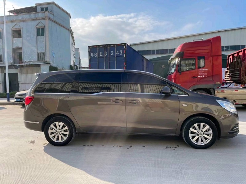 东莞18年别克GL87