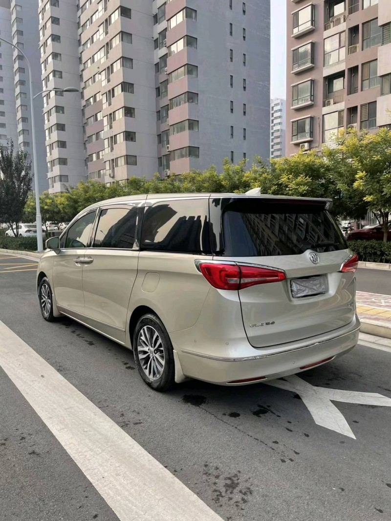 石家庄17年别克GL85