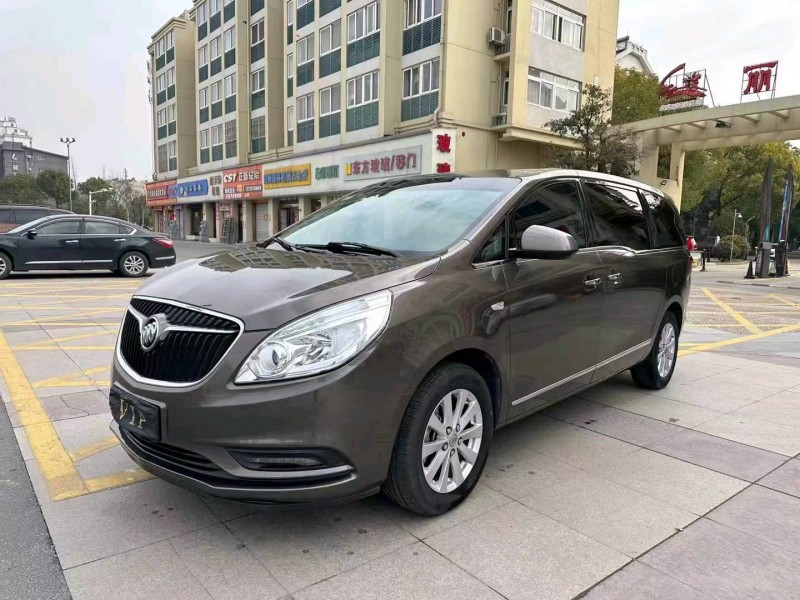 徐州17年别克GL83