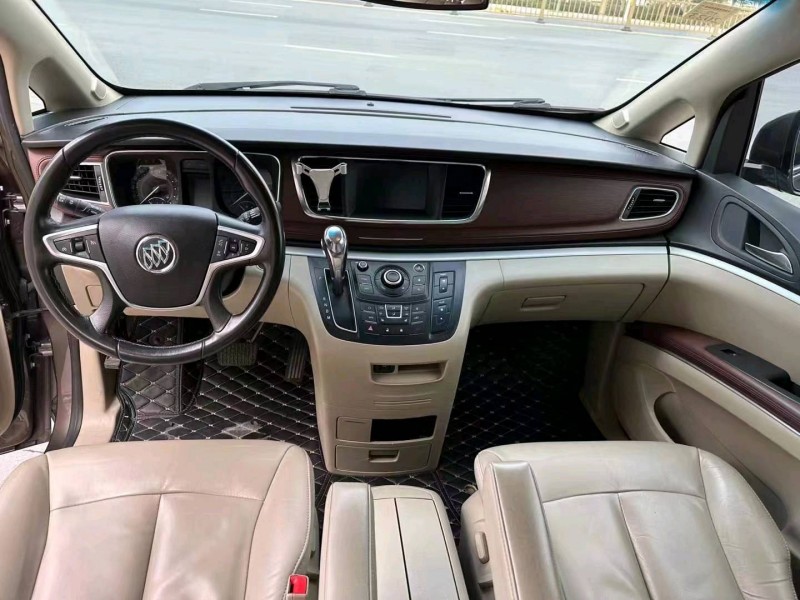 徐州17年别克GL85