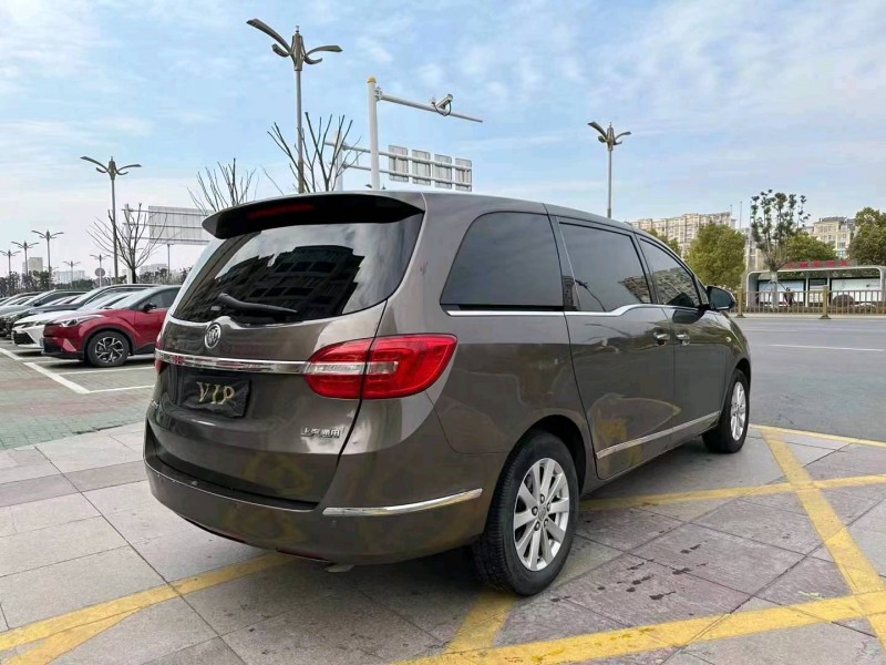 徐州17年别克GL88